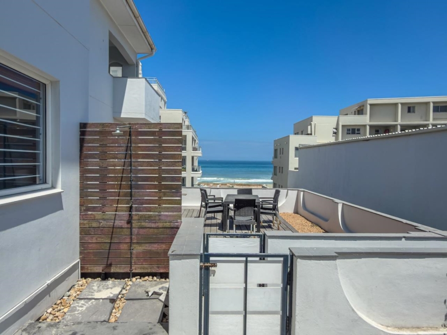 2 Bedroom Property for Sale in Table View Western Cape